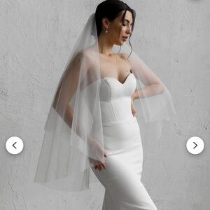 Elegant White Bridal Veil